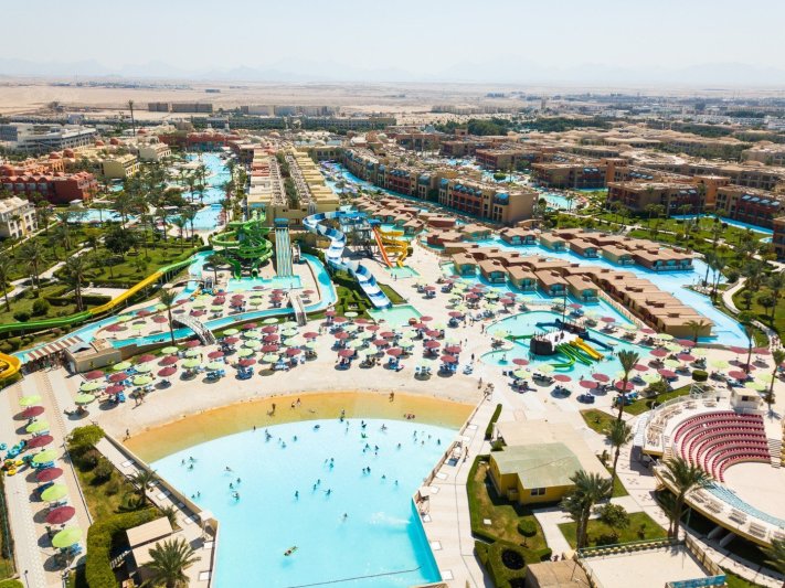 Hurghada utazás Titanic Palace