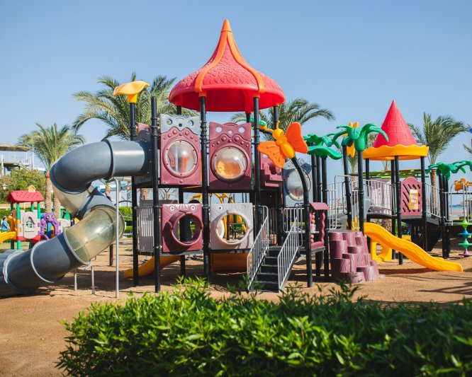 Hurghada utazás Titanic Palace