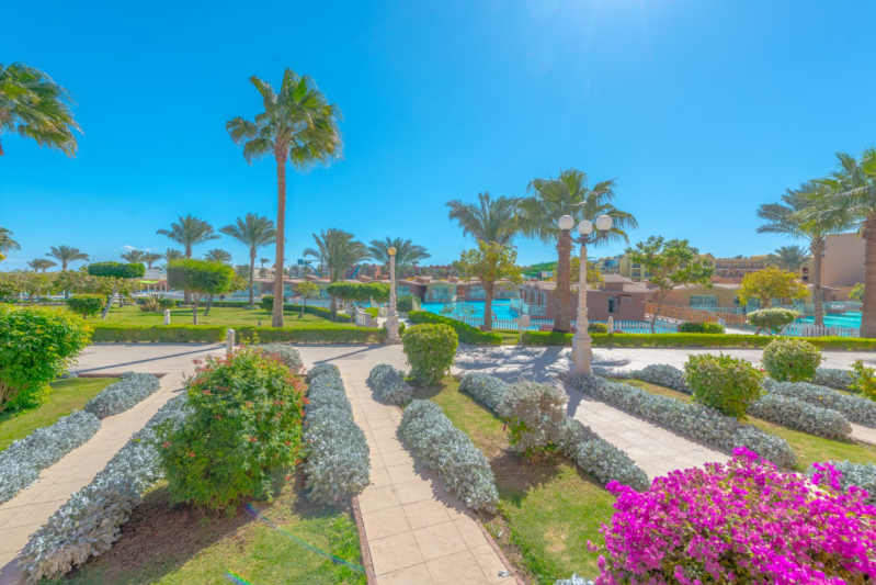 Hurghada utazás Titanic Palace