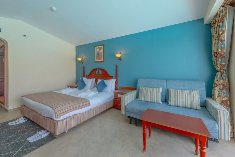 Hurghada utazás Titanic Palace