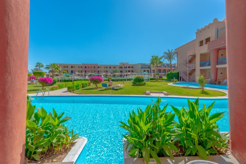 Hurghada utazás Titanic Palace