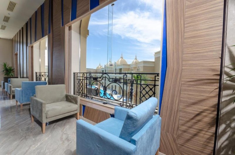 Hurghada utazás Titanic Royal