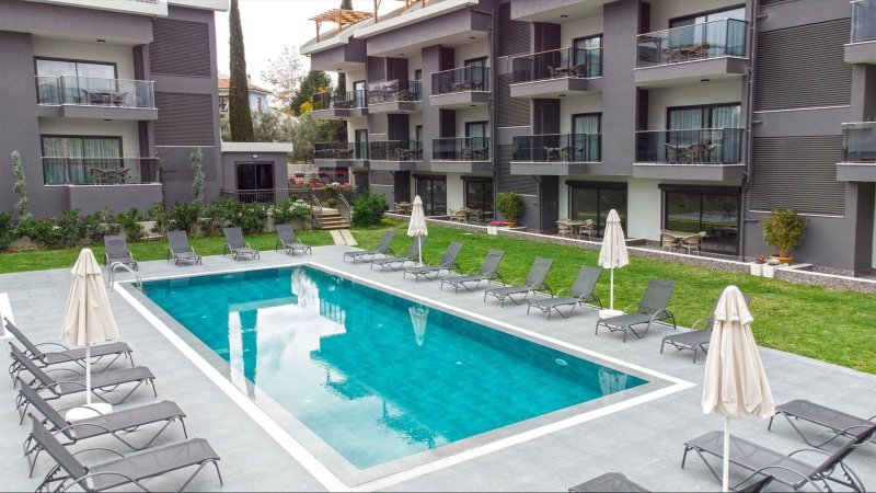 A Suite Side Side