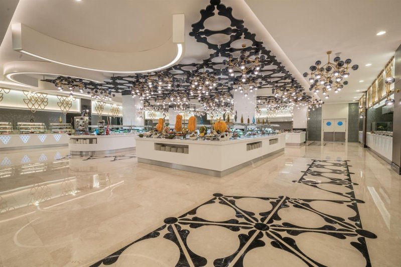 Antalya utazás Adalya Elite Lara