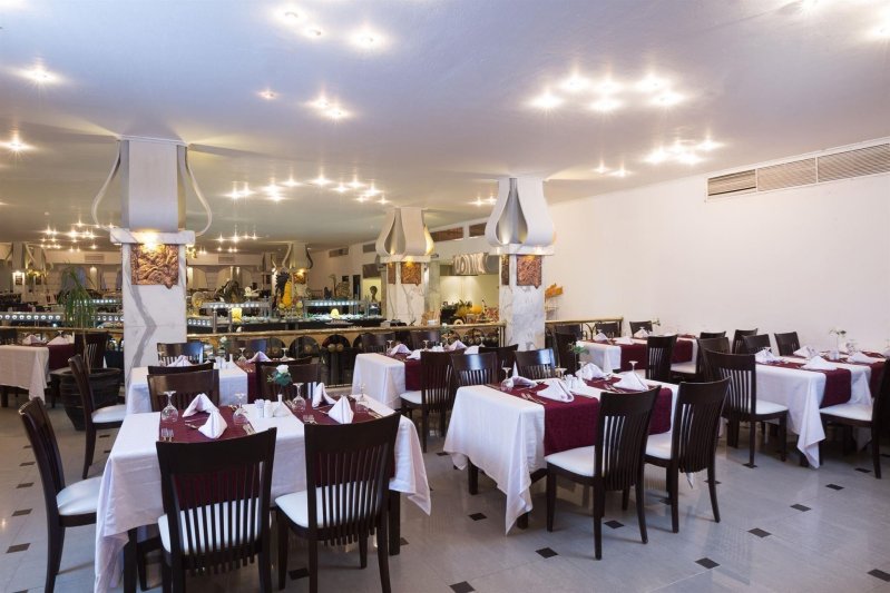 Hurghada utazás Aladdin Beach Resort Hurghada