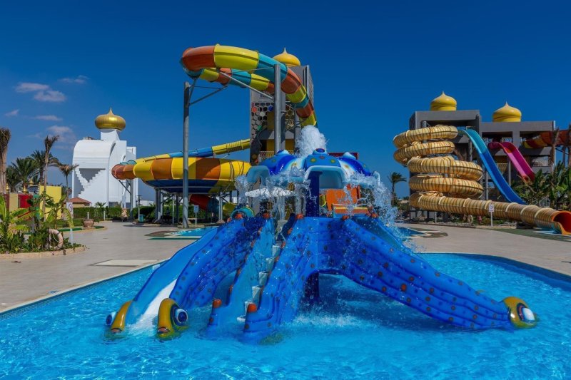 Hurghada utazás Aladdin Beach Resort Hurghada