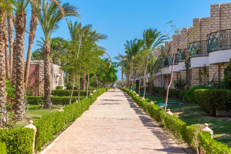 Hurghada utazás Aladdin Beach Resort Hurghada