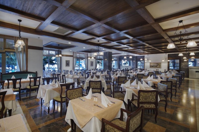 Side utazás Alba Queen Hotel