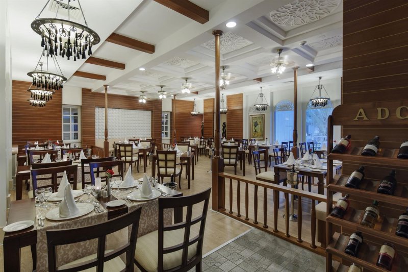 Side utazás Alba Queen Hotel