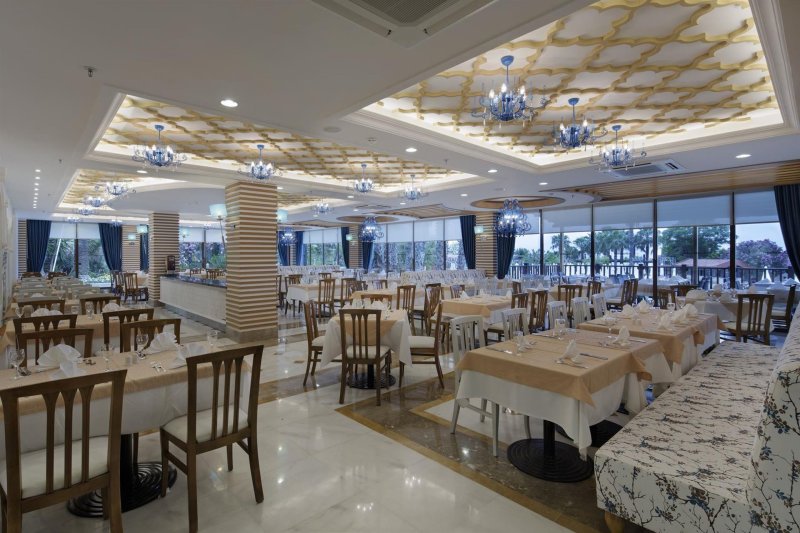Alba Resort Side