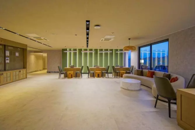 Aletris Deluxe Hotel And Spa Side