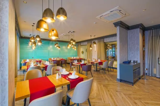 Aletris Deluxe Hotel And Spa Side