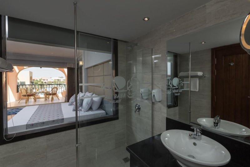 Hurghada utazás Ali Baba Palace Hurghada