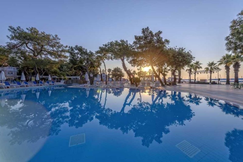 Kemer utazás Amara Comfort Kemer