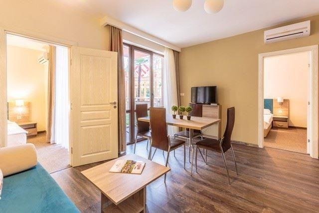 Napospart utazás Hotel Tarsis Club