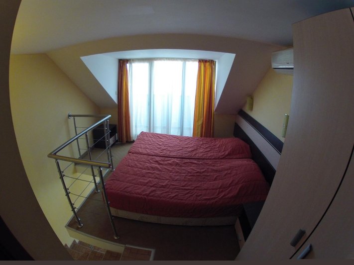 Napospart utazás Apolis