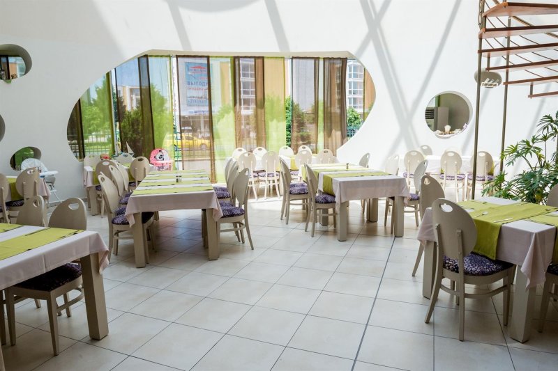 Napospart utazás Aqua Nevis