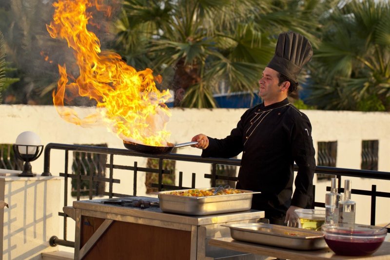 Alanya utazás Arabella World Hotel