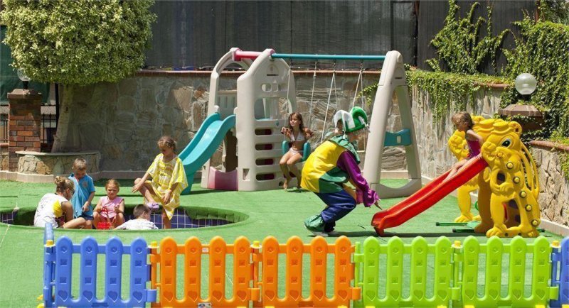 Alanya utazás Arabella World Hotel