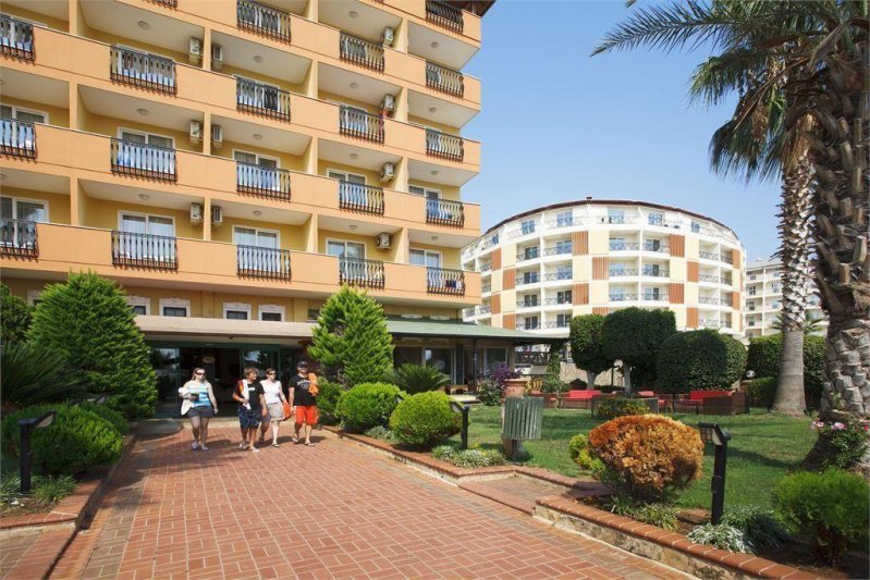 Alanya utazás Arabella World Hotel