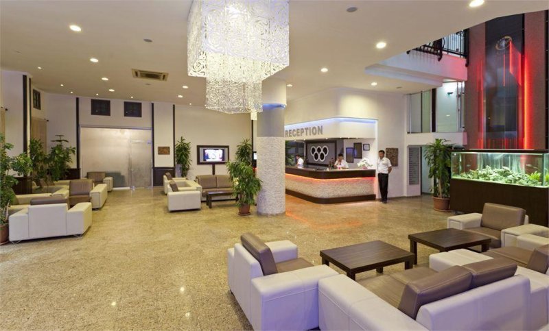 Alanya utazás Arabella World Hotel