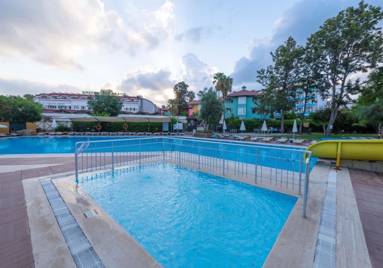 Alanya utazás Armas Green Fugla Beach