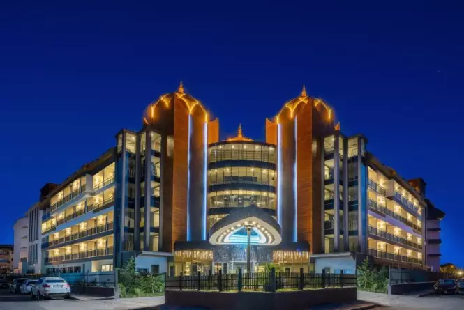 Arnor De Luxe Hotel & Spa Side