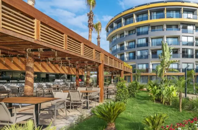 Arnor De Luxe Hotel & Spa Side