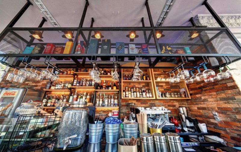 Napospart utazás Avenue