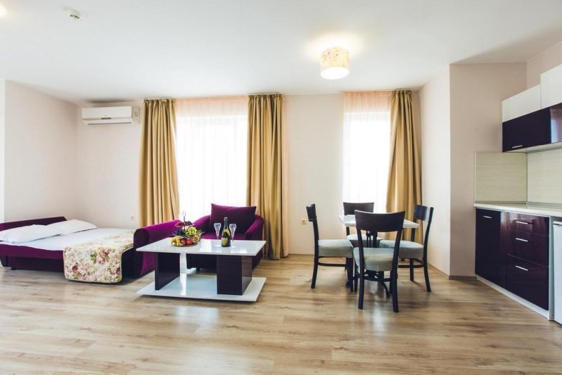 Napospart utazás Avenue Deluxe