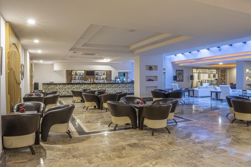 Belek utazás Aydinbey Famous Resort