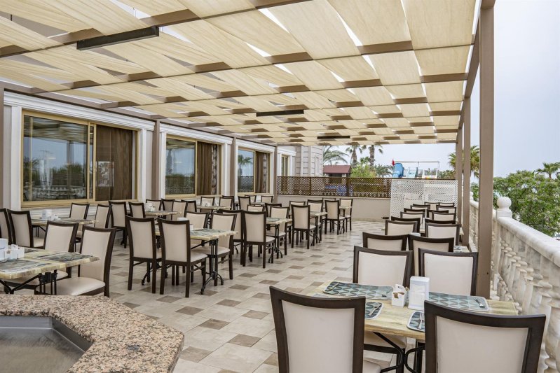 Belek utazás Aydinbey Famous Resort