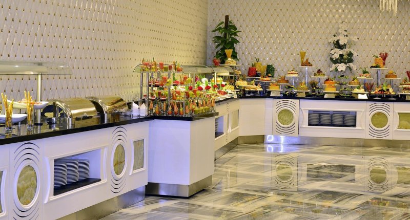 Alanya utazás Azura Deluxe Resort & Spa