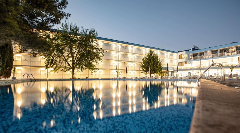 Napospart utazás Azurro