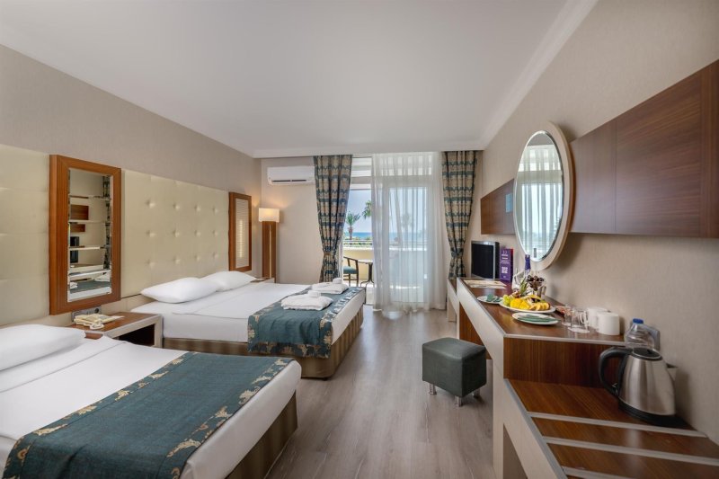 Alanya utazás Beach Club Doganay