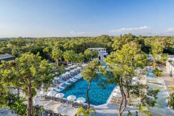 Berry Blue Hotels Side