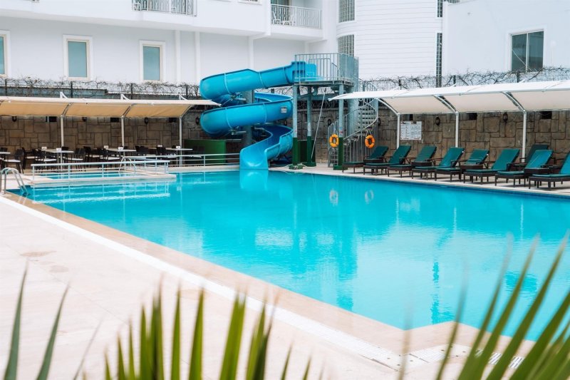 Kemer utazás Beso Beach Hotel