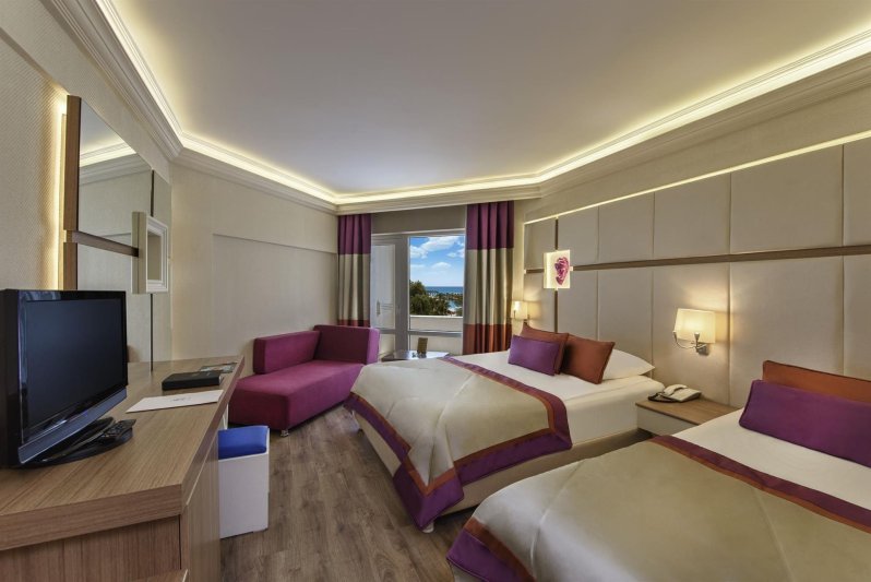 Alanya utazás Botanik Hotel & Resort
