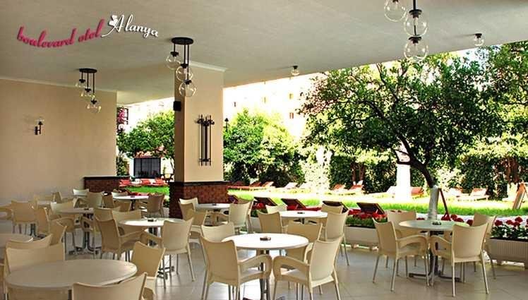 Alanya utazás Boulevard Hotel