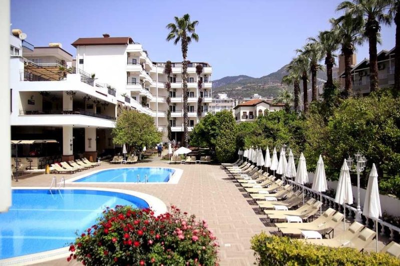 Alanya utazás Boulevard Hotel