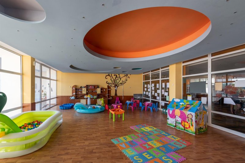 Napospart utazás Burgas Beach