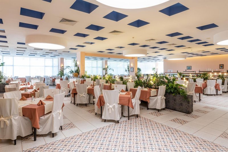 Napospart utazás Burgas Beach