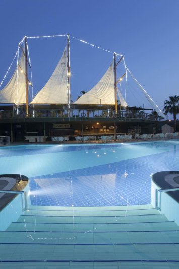 Side utazás Can Garden Resort