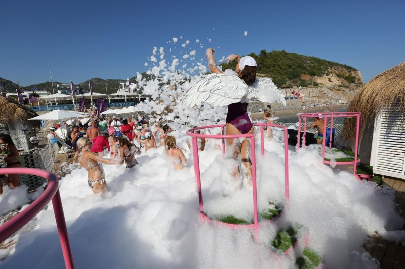 Alanya utazás Club Hotel Anjeliq