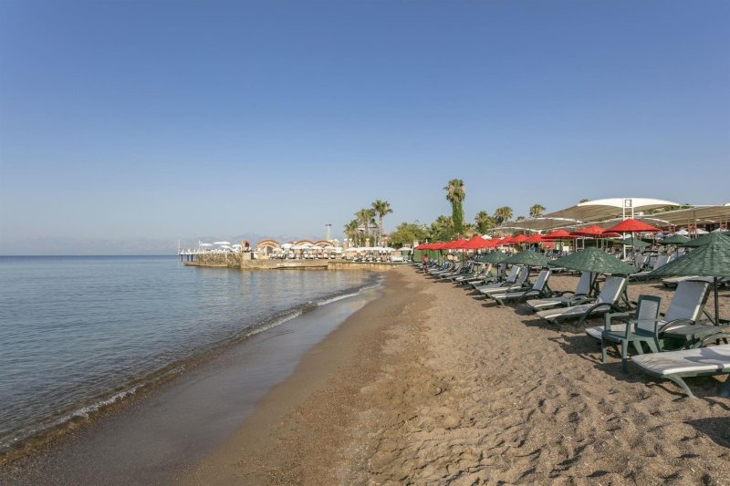 Antalya utazás Club Hotel Sera