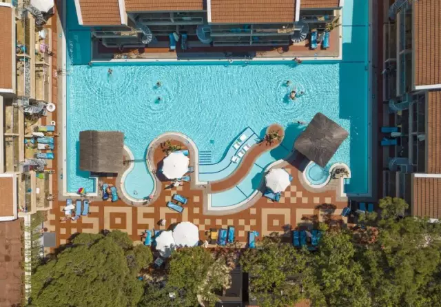 Club Hotel Turan Prince World Side
