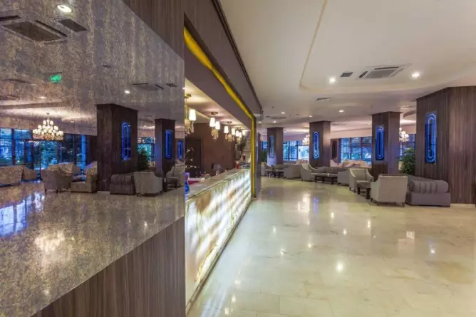 Club Hotel Turan Prince World Side