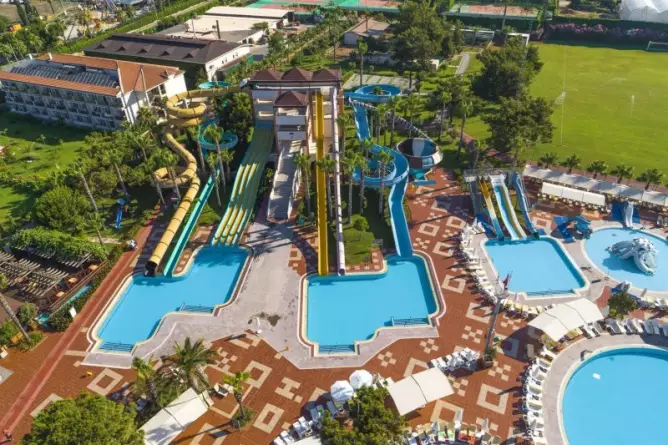 Club Hotel Turan Prince World Side