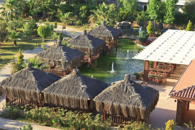 Alanya utazás Club Mermaid Village