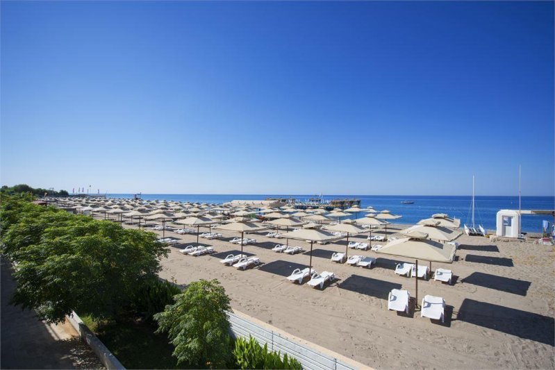 Side utazás Club Nena